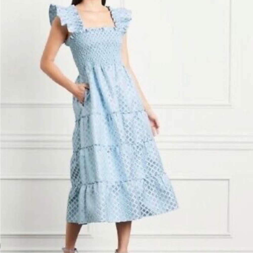 Hill House Ellie Nap in Blue White Brocade Snowflake